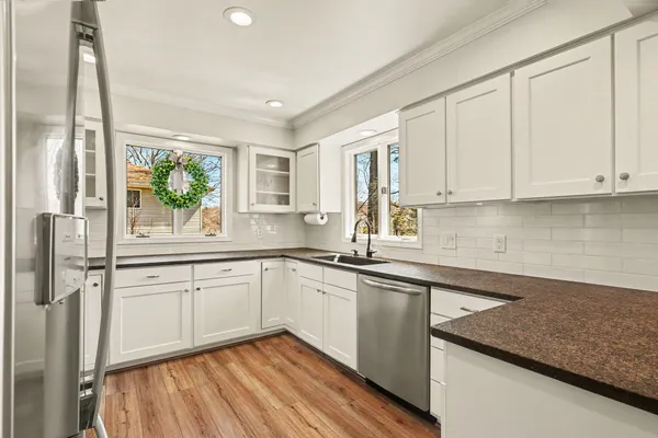 $549,900 | 15120 Carriage Way, Spring Lake, MI 49456