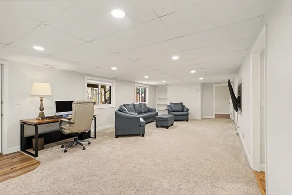 $549,900 | 15120 Carriage Way, Spring Lake, MI 49456