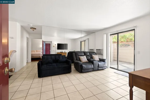 $289,000 | 8 Lancaster Circle, Unit 118, Bay Point, CA 94565