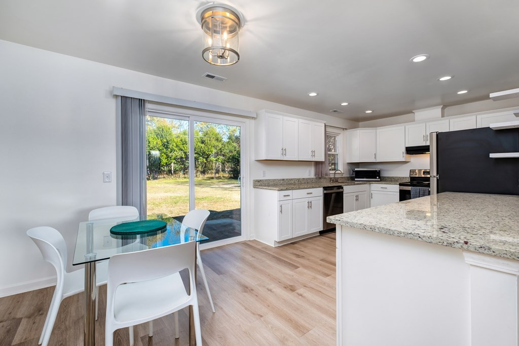 5425 Oakcrest Road Sumter, SC 29154 - Photo 9 of 29