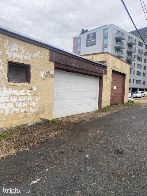 1728 Benning Road Northeast Washington, DC 20002 - Photo 4 of 5 a house view with a outdoor space