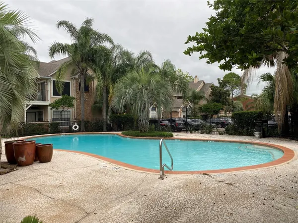 $170,000 | 2300 Old Spanish Trail, Unit 1038, Houston, TX 77054