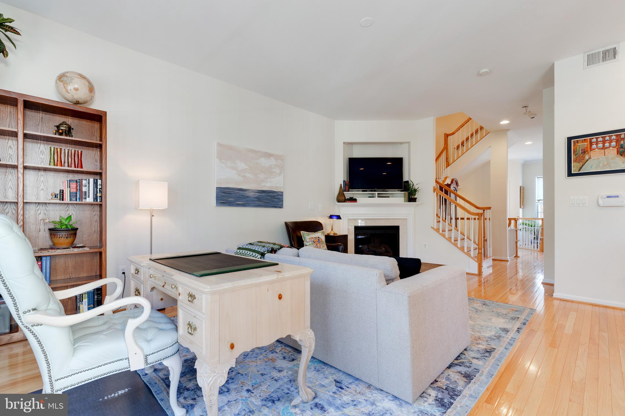 13034 Greg Roy Lane Herndon, VA 20171 - Photo 18 of 38