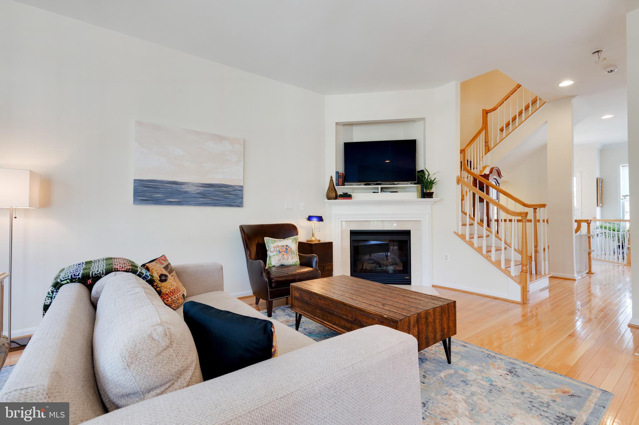 13034 Greg Roy Lane Herndon, VA 20171 - Photo 19 of 38