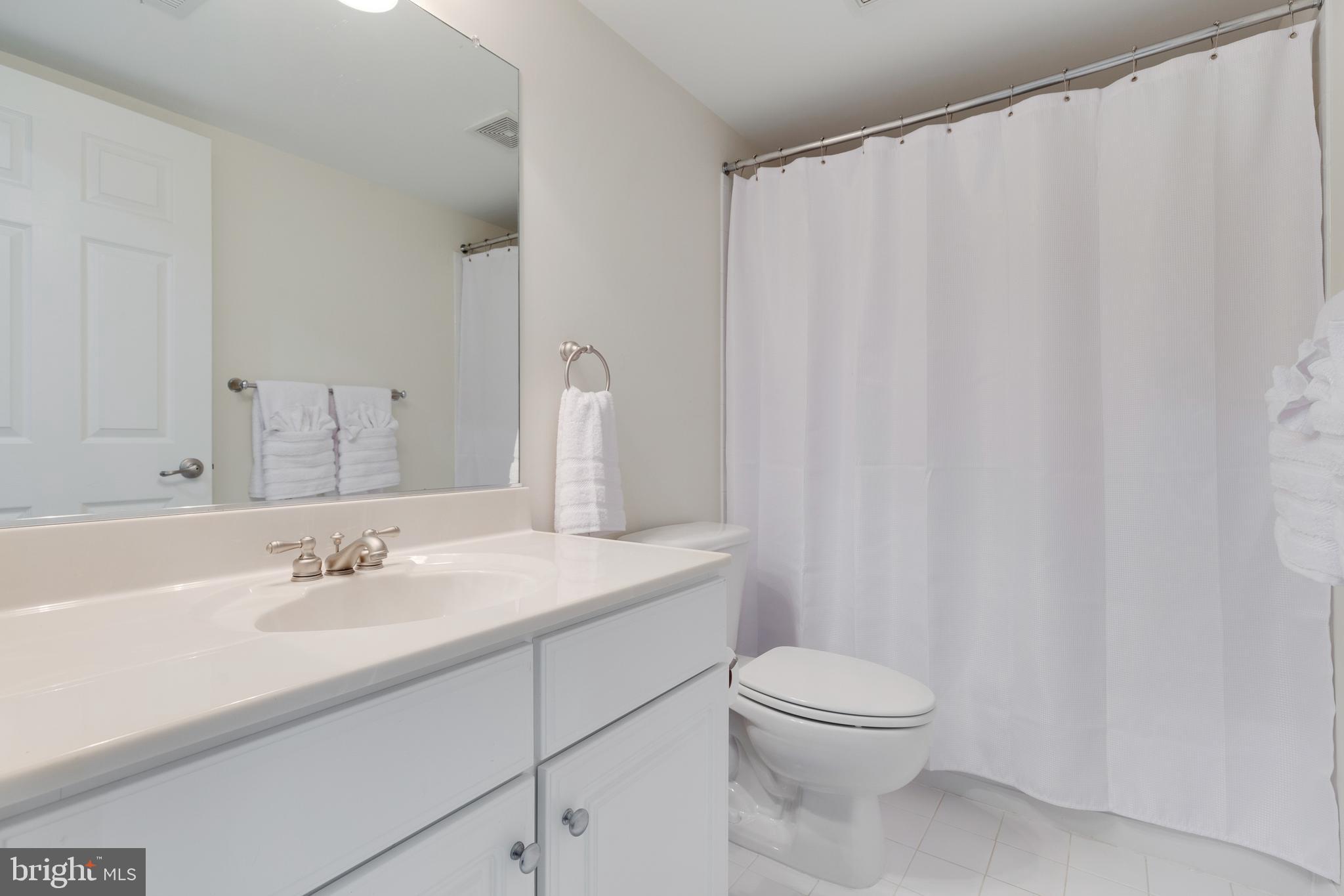 13034 Greg Roy Lane Herndon, VA 20171 - Photo 34 of 38