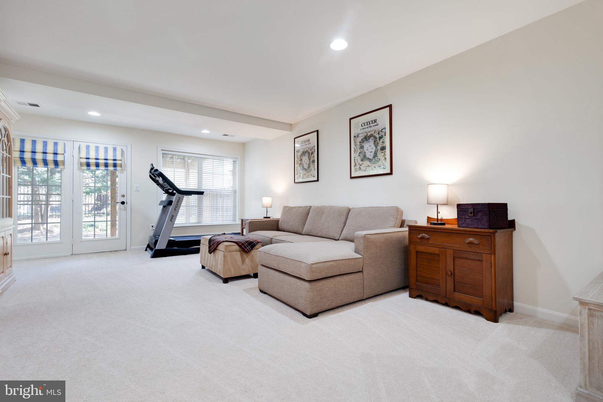 13034 Greg Roy Lane Herndon, VA 20171 - Photo 35 of 38