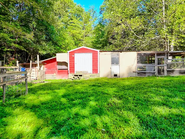 $760,000 | 127 Hard Rock Hill, Blairsville, GA 30512