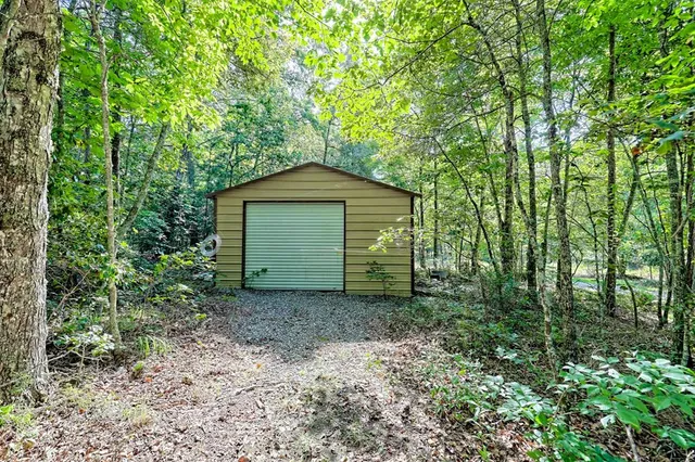 $760,000 | 127 Hard Rock Hill, Blairsville, GA 30512