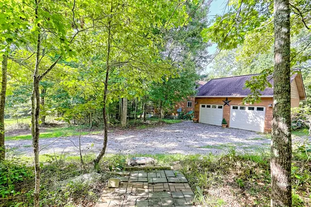 $760,000 | 127 Hard Rock Hill, Blairsville, GA 30512