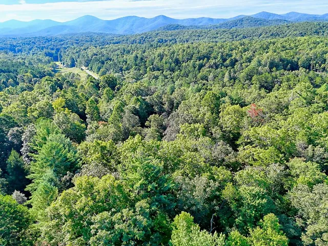 $760,000 | 127 Hard Rock Hill, Blairsville, GA 30512