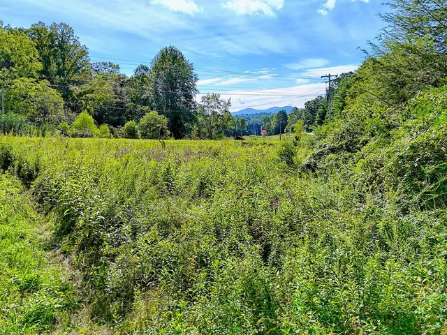 $760,000 | 127 Hard Rock Hill, Blairsville, GA 30512