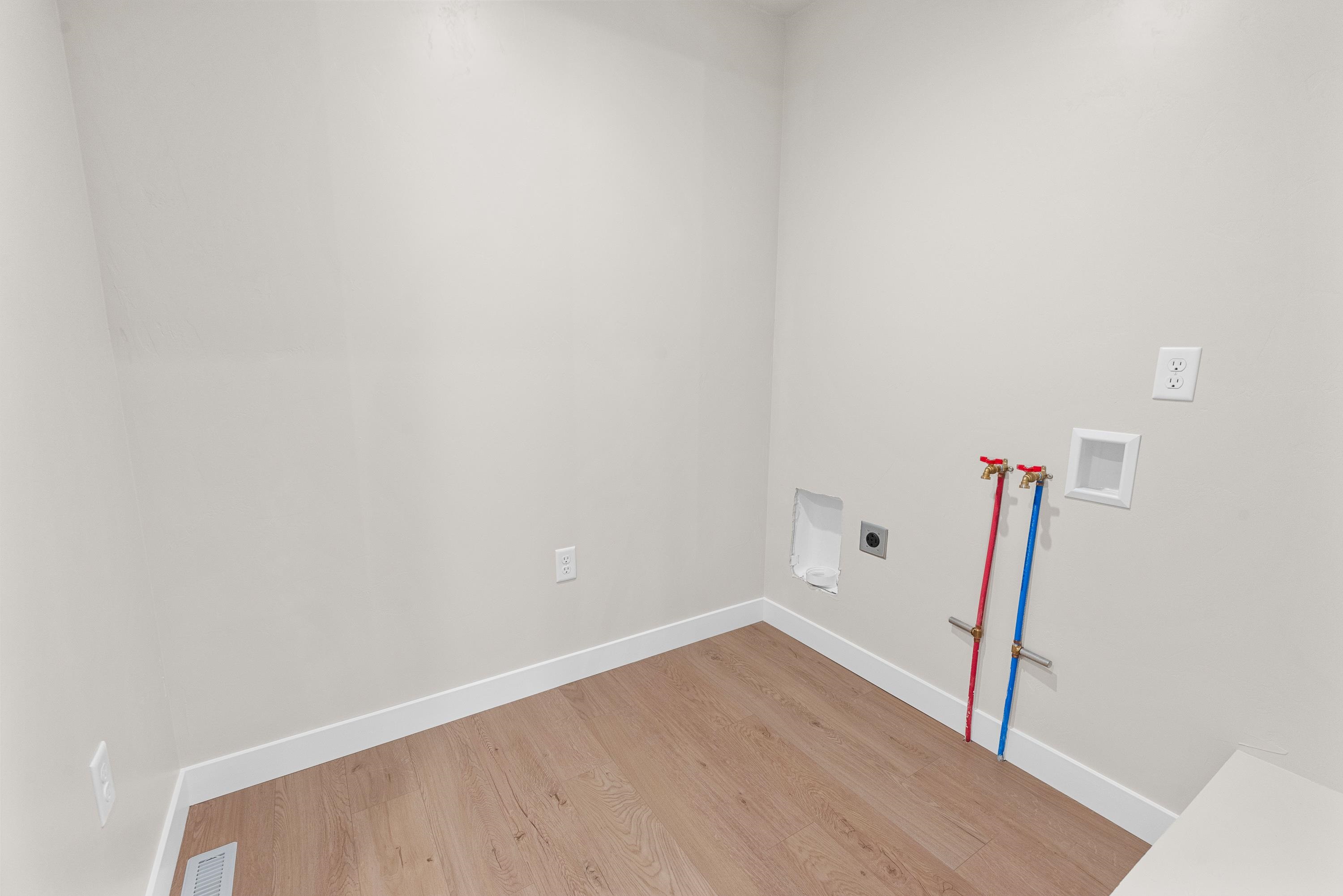 W3270 County Road West Malone, WI 53049 - Photo 14 of 28