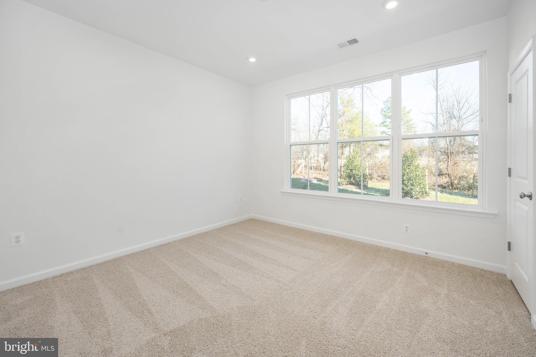 10165 Queens Way Manassas, VA 20110 - Photo 14 of 27 Bedroom 4 - Color Package Varies