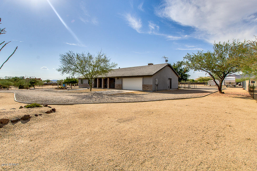 2430 West Tanya Road Phoenix, AZ 85086 - Photo 5 of 54 05-tanya