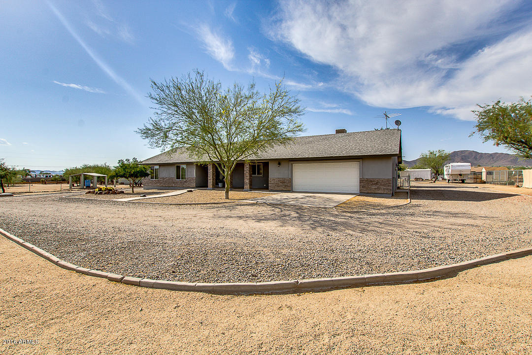 2430 West Tanya Road Phoenix, AZ 85086 - Photo 6 of 54 06-tanya