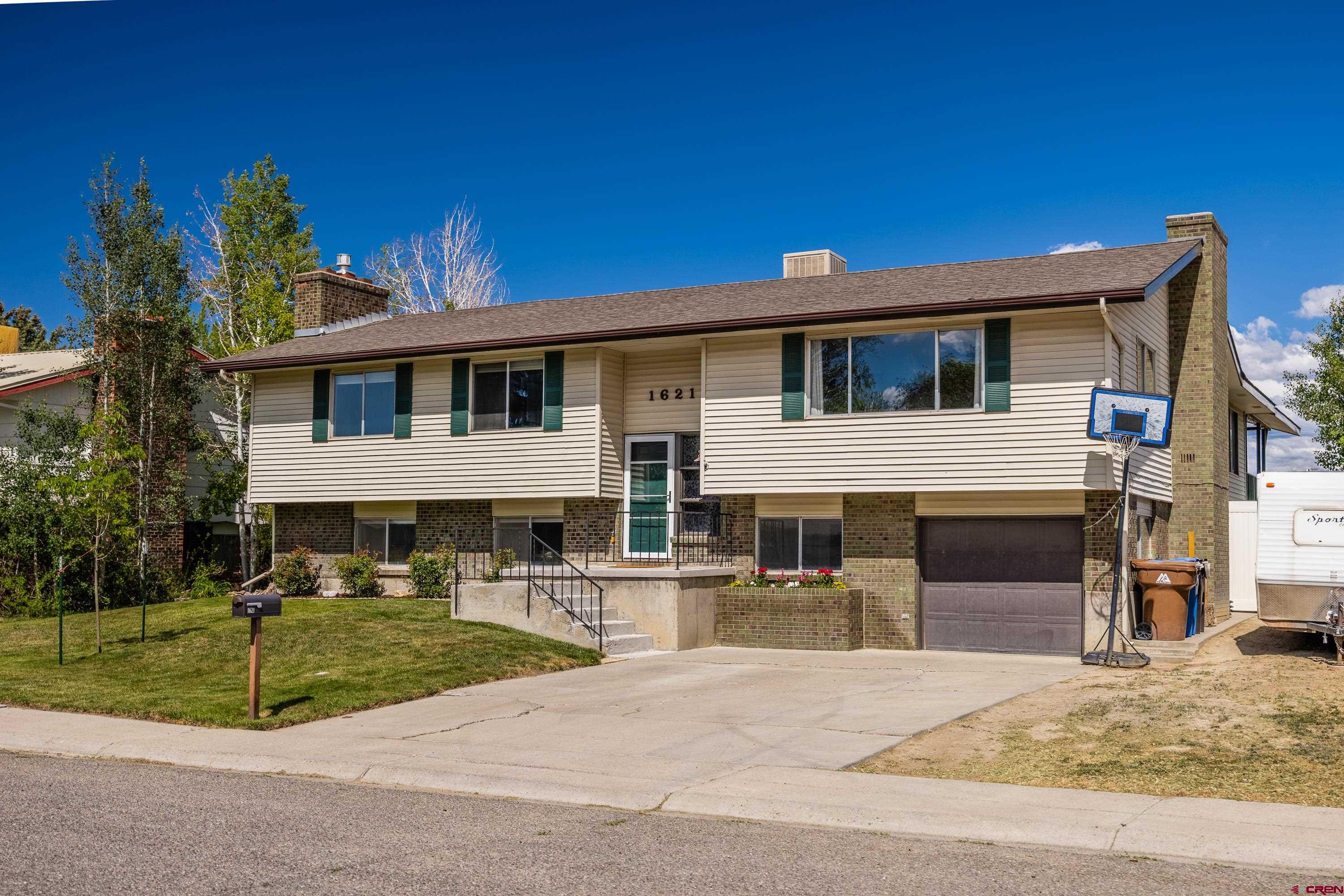 1621 Dover Road Montrose, CO 81401 - Photo 1 of 43