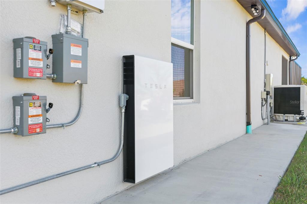 9347 North Star Court Weeki Wachee, FL 34613 - Photo 37 of 46 a view of living room with furniture and flat screen tv