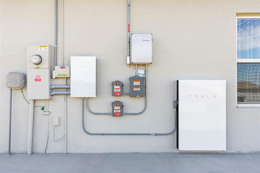 9347 North Star Court Weeki Wachee, FL 34613 - Photo 5 of 46