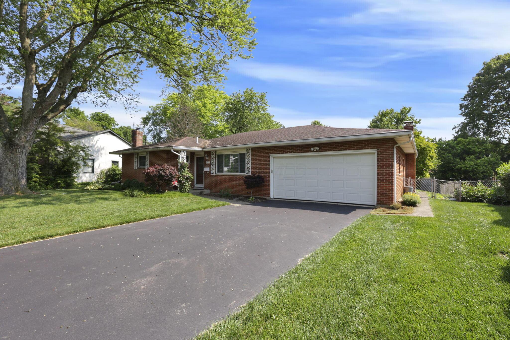 1732 Lynnhurst Road Columbus, OH 43229 - Photo 2 of 36 4-web-or-mls-0V3A0023