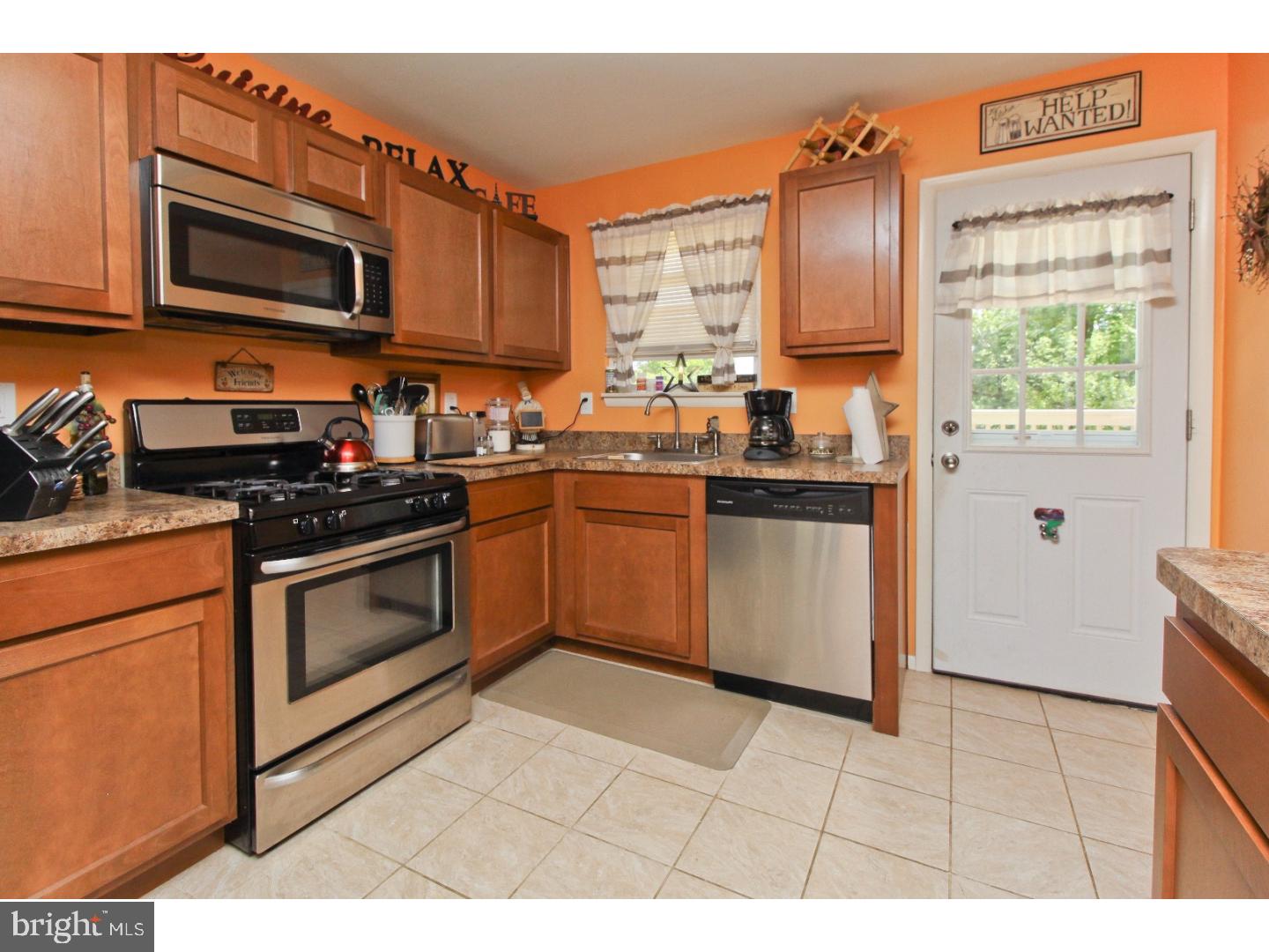 96 Haines Mill Road Delran, NJ 08075 - Photo 5 of 25