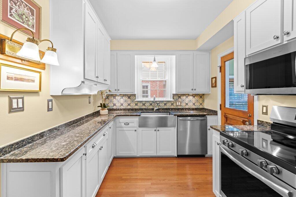 235 Fallis Road Columbus, OH 43214 - Photo 8 of 29