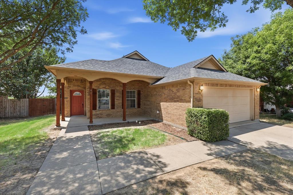 3003 Lake Ridge Drive Sanger, TX 76266 - Photo 2 of 35 Gallery Image 2