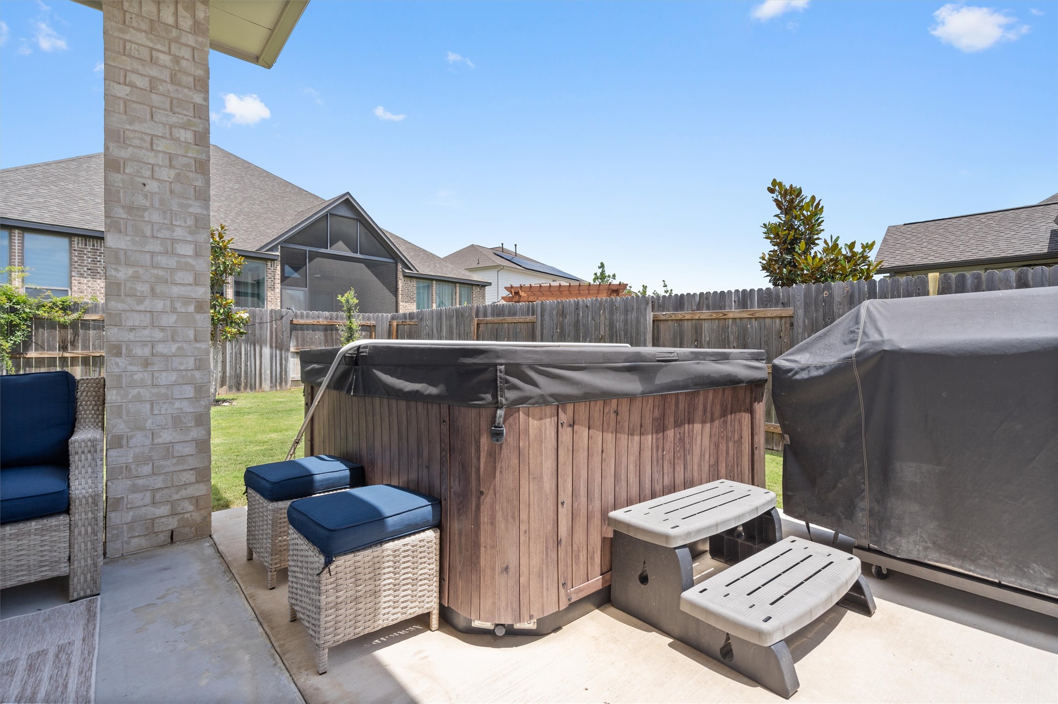 209 Rio Ranchero Road Georgetown, TX 78628 - Photo 33 of 37 Dream Poolworx 34 jetted hottub