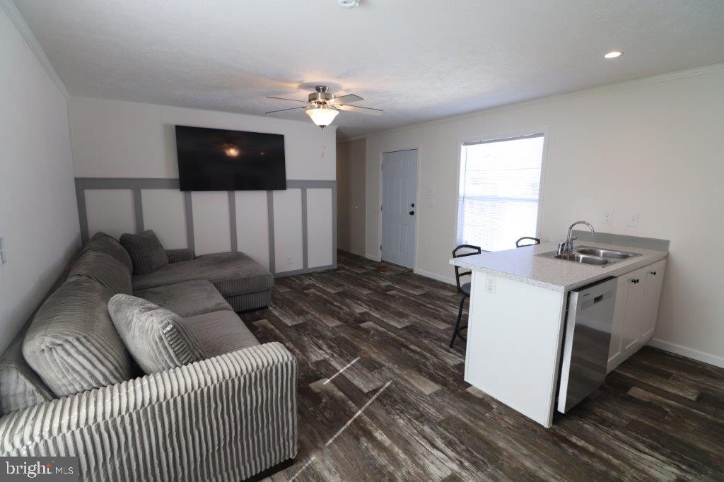 5016 Old Timber Road Stroudsburg, PA 18360 - Photo 4 of 34