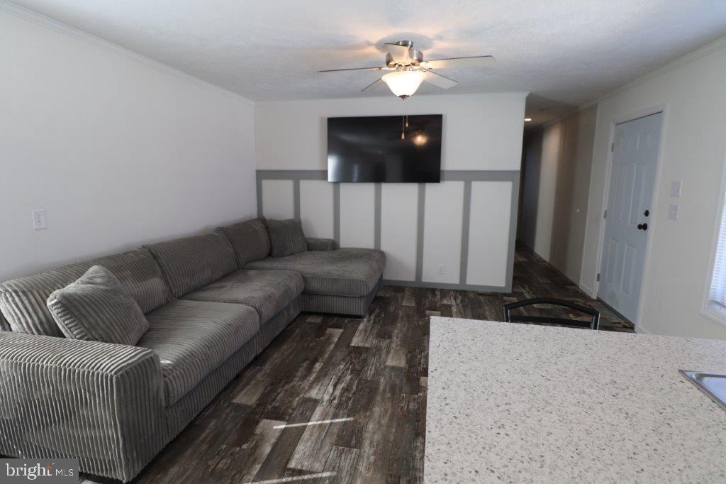 5016 Old Timber Road Stroudsburg, PA 18360 - Photo 6 of 34