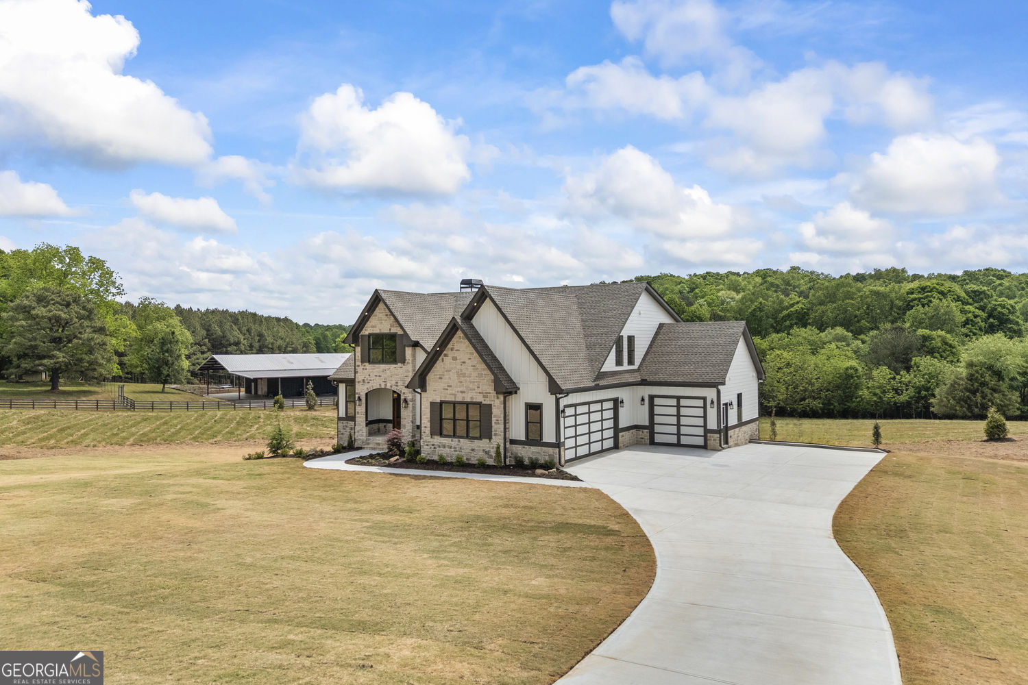 810 Hampton Monroe, GA 30656 - Photo 2 of 110
