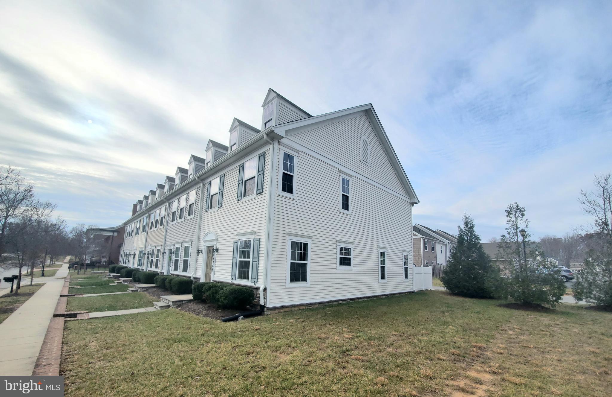17268 Library Boulevard Ruther Glen, VA 22546 - Photo 4 of 22 Gallery Image 4