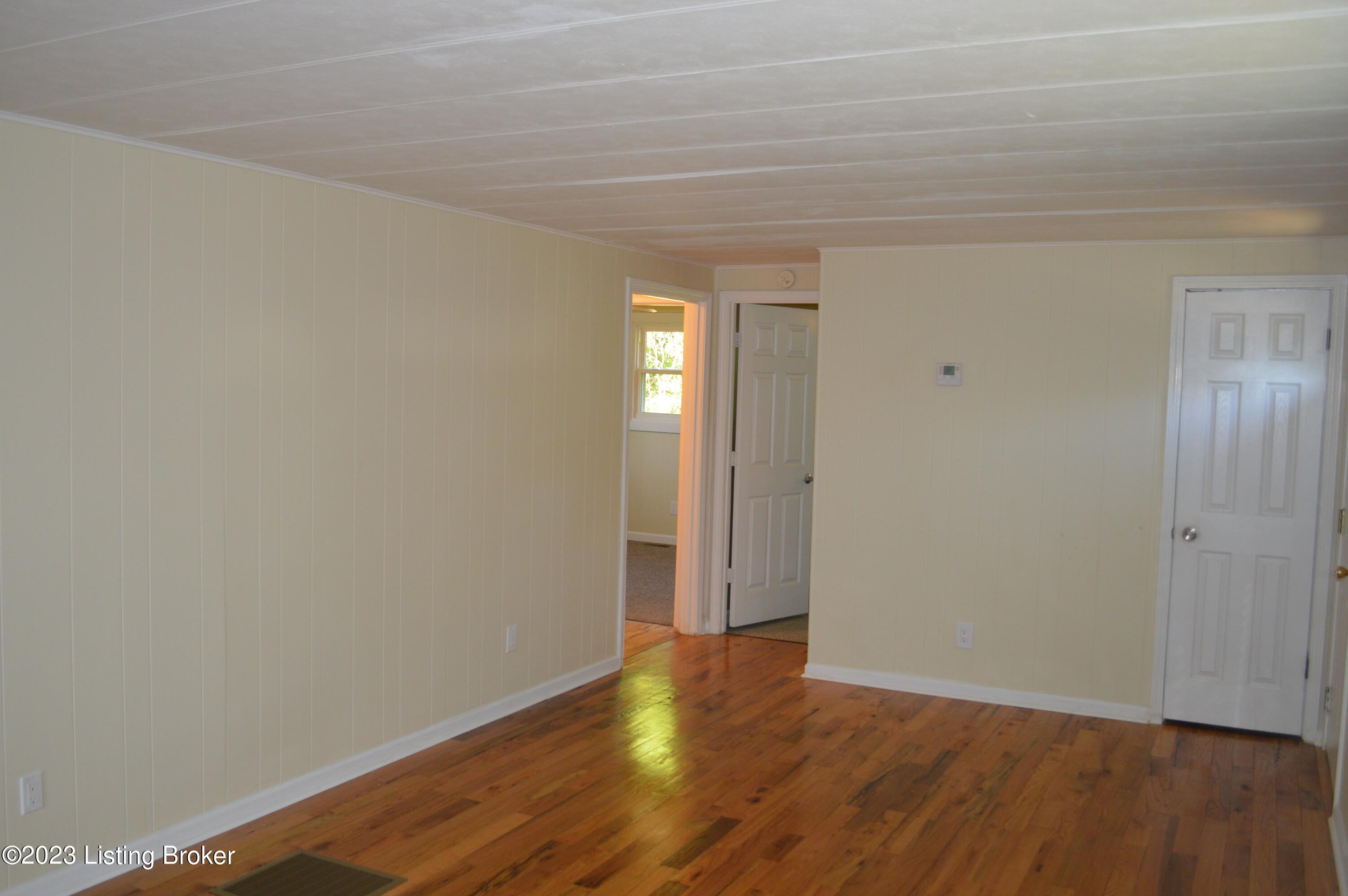 409 Lagrange Road New Castle, KY 40050 - Photo 7 of 22 DSC_0005