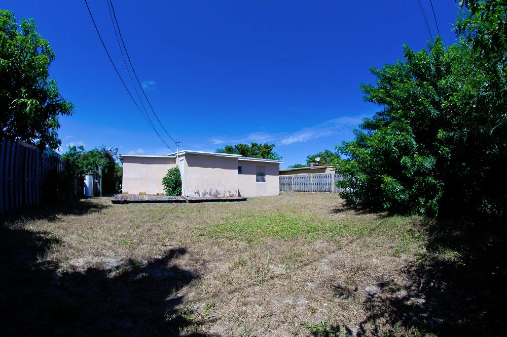 500 Seagrape Road Lantana, FL 33462 - Photo 3 of 5 Back