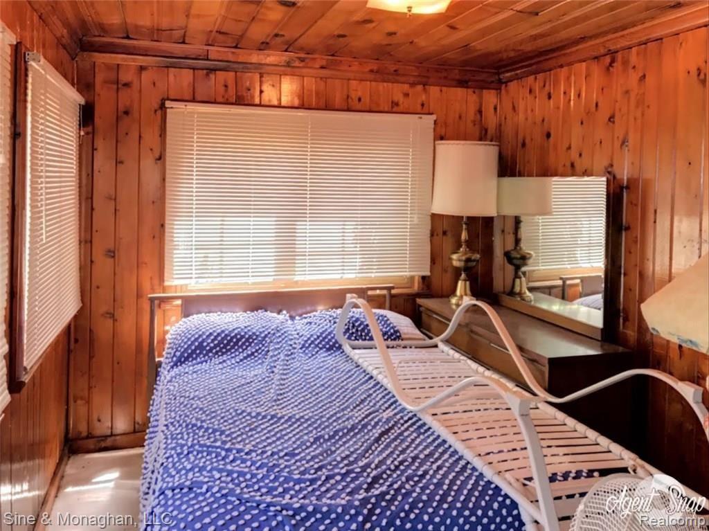 8727 Lakeshore Road Lexington, MI 48450 - Photo 15 of 34 8727 bedroom.jpg