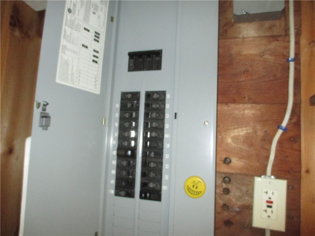 39 Barden Lane Warren, RI 02885 - Photo 23 of 31