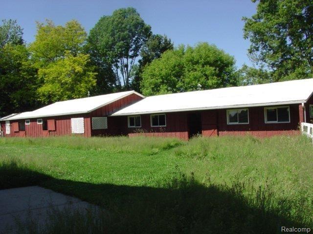 560 Stoddard Road Richmond, MI 48062 - Photo 7 of 12 DSC05358