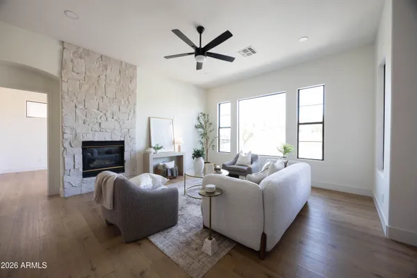 $364,900 | 3131 East Legacy Drive, Unit 2076, Phoenix, AZ 85042