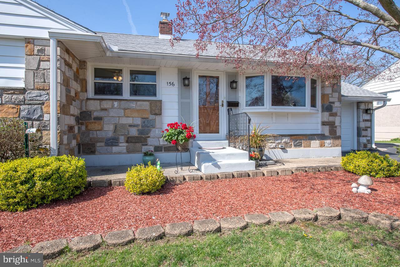 156 Richard Road Aston, PA 19014 - Photo 3 of 82