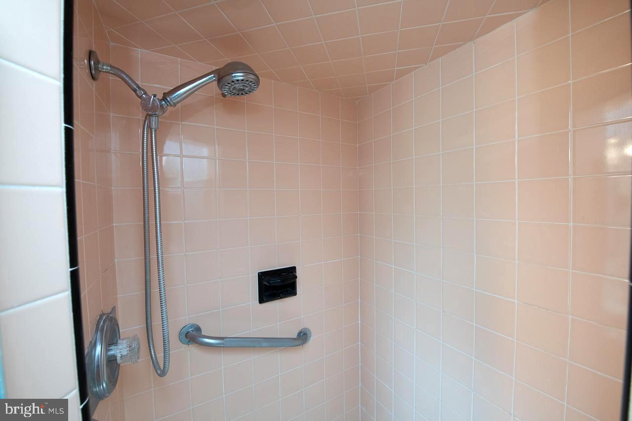 156 Richard Road Aston, PA 19014 - Photo 25 of 82