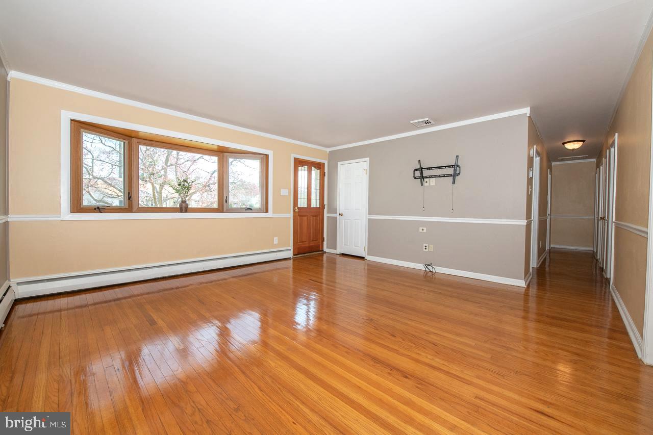 156 Richard Road Aston, PA 19014 - Photo 6 of 82