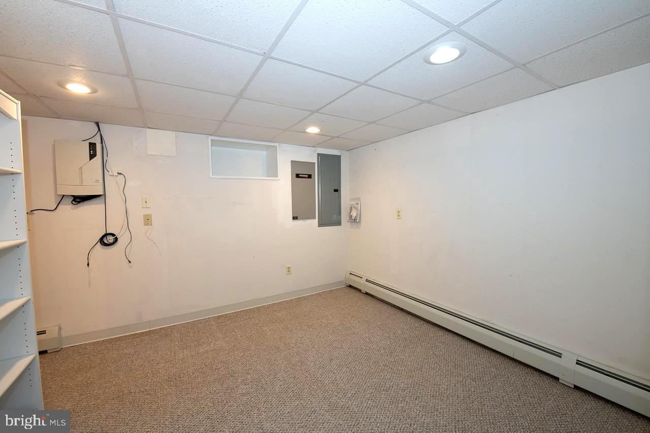 156 Richard Road Aston, PA 19014 - Photo 65 of 82 Extra space to be used possibly as a full kitchen