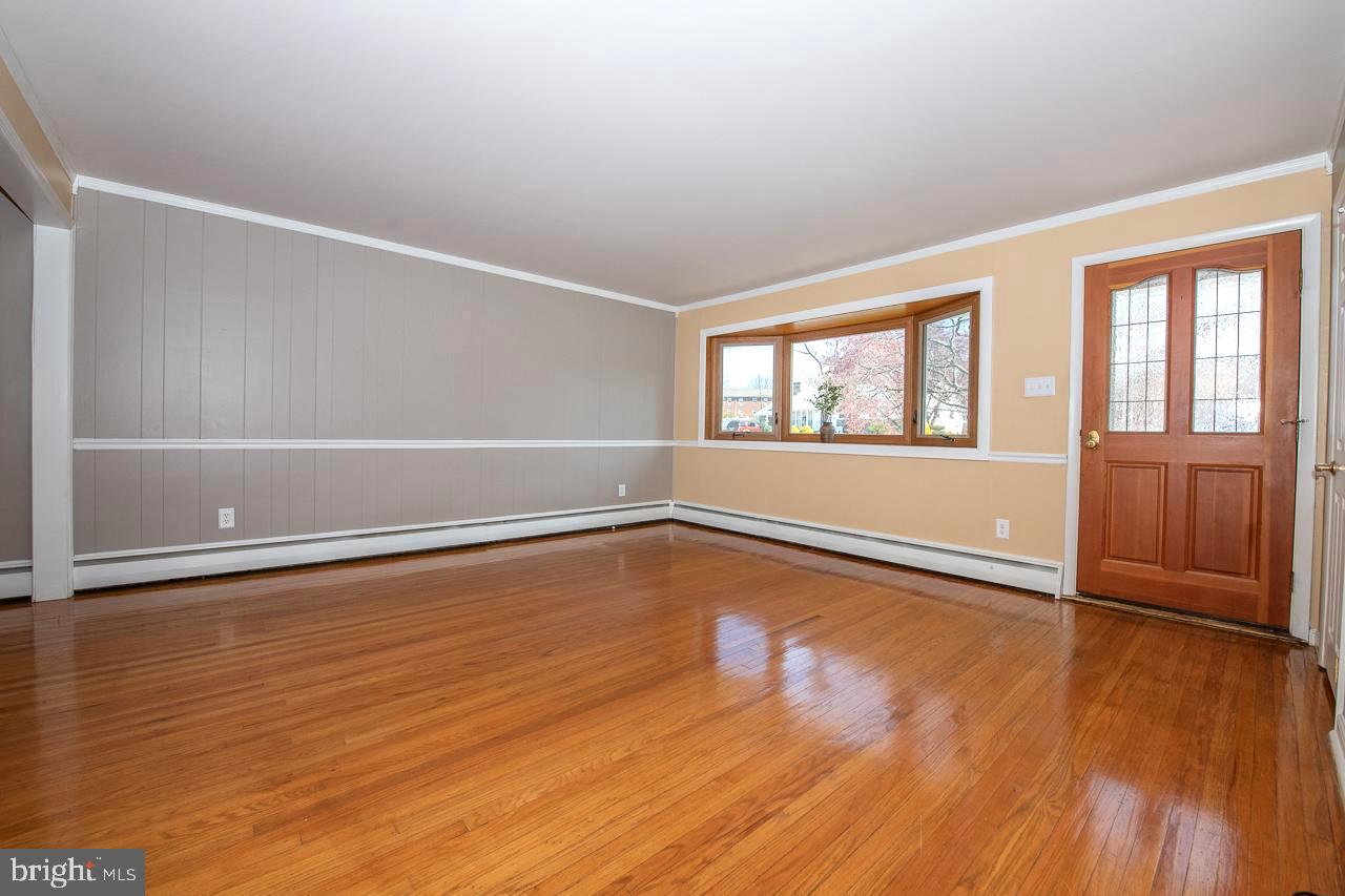 156 Richard Road Aston, PA 19014 - Photo 9 of 82