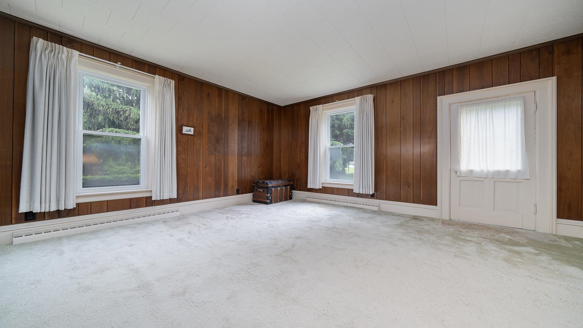 3910 Highway 64 Oregon, IL 61061 - Photo 14 of 53 an empty room with windows and closet