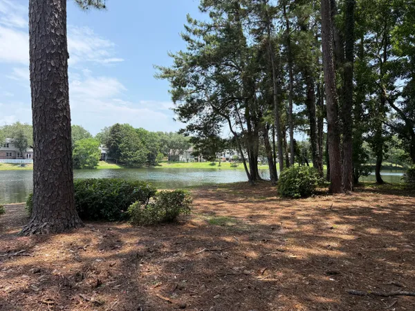 $195,000 | 207 Southlake Court, Unit 207, Niceville, FL 32578