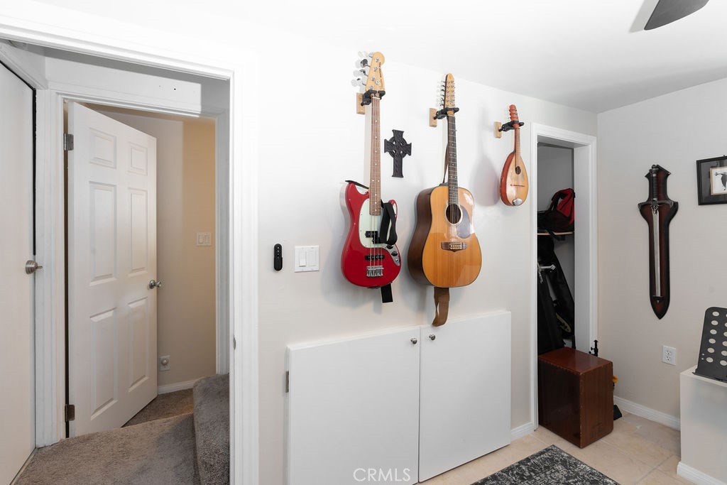 32958 Squirrel Lane Running Springs, CA 92382 - Photo 34 of 40 view of a room with gym equipment