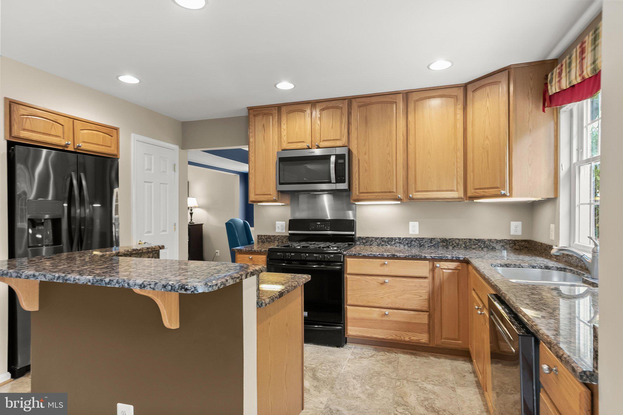 2710 Dunleer Road Ellicott City, MD 21042 - Photo 23 of 69 Kitchen