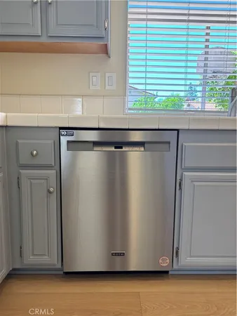 $5,650 | 7515 Melvin Avenue, Reseda, CA 91335