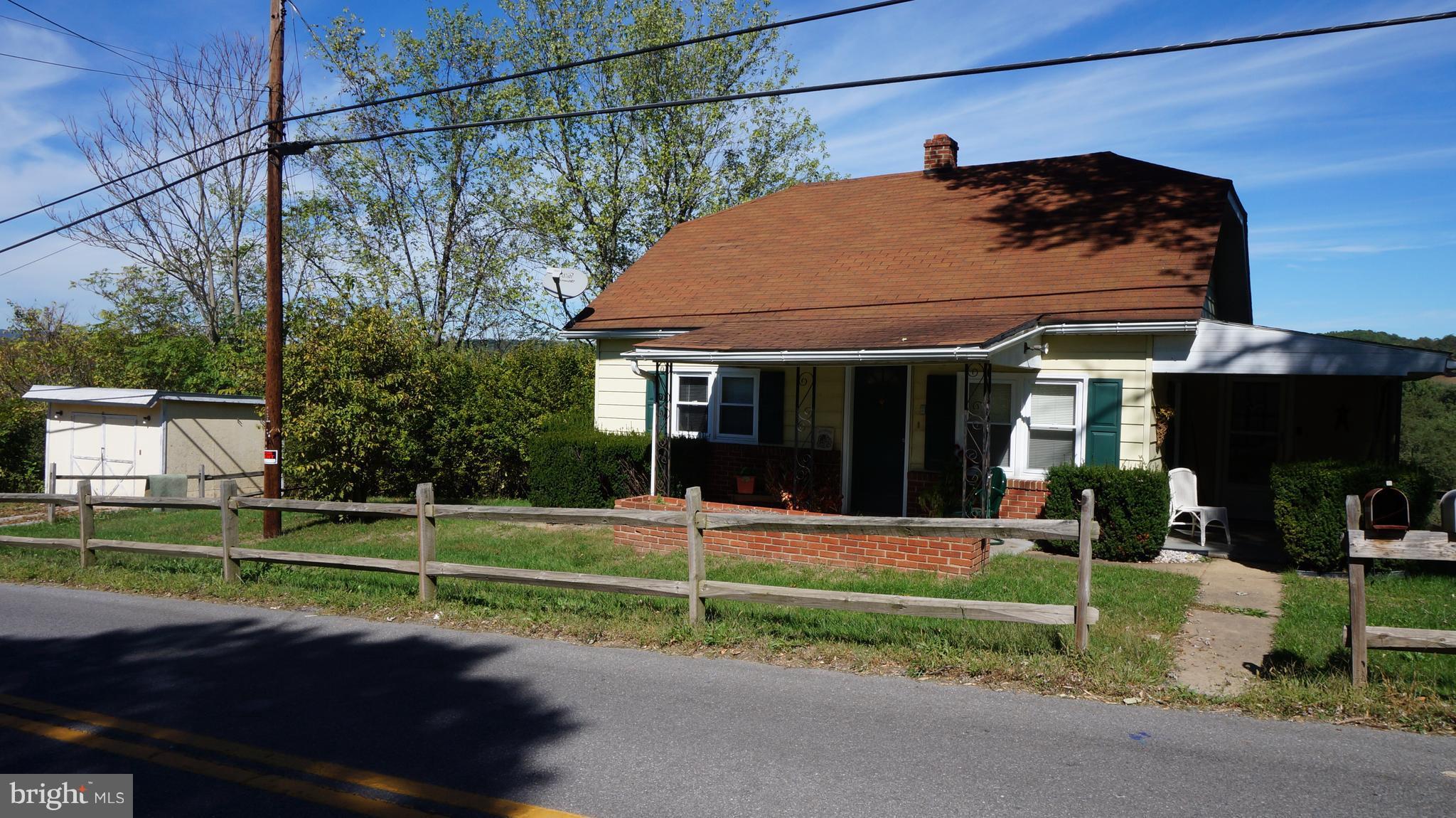 6318 Pious Ridge Road Berkeley Springs, WV 25411 - Photo 4 of 29 Exterior (Front)