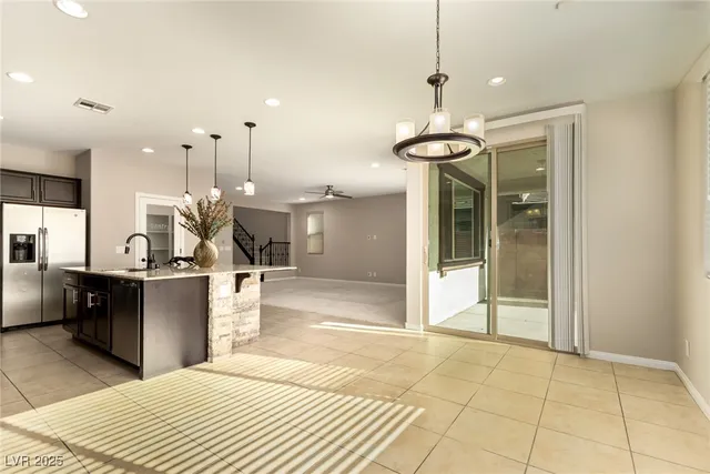$2,900 | 8637 Sparrow Desert Avenue, Las Vegas, NV 89148
