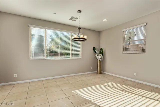 $2,900 | 8637 Sparrow Desert Avenue, Las Vegas, NV 89148